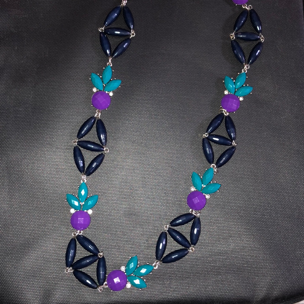 Premier Designs Necklace 10$